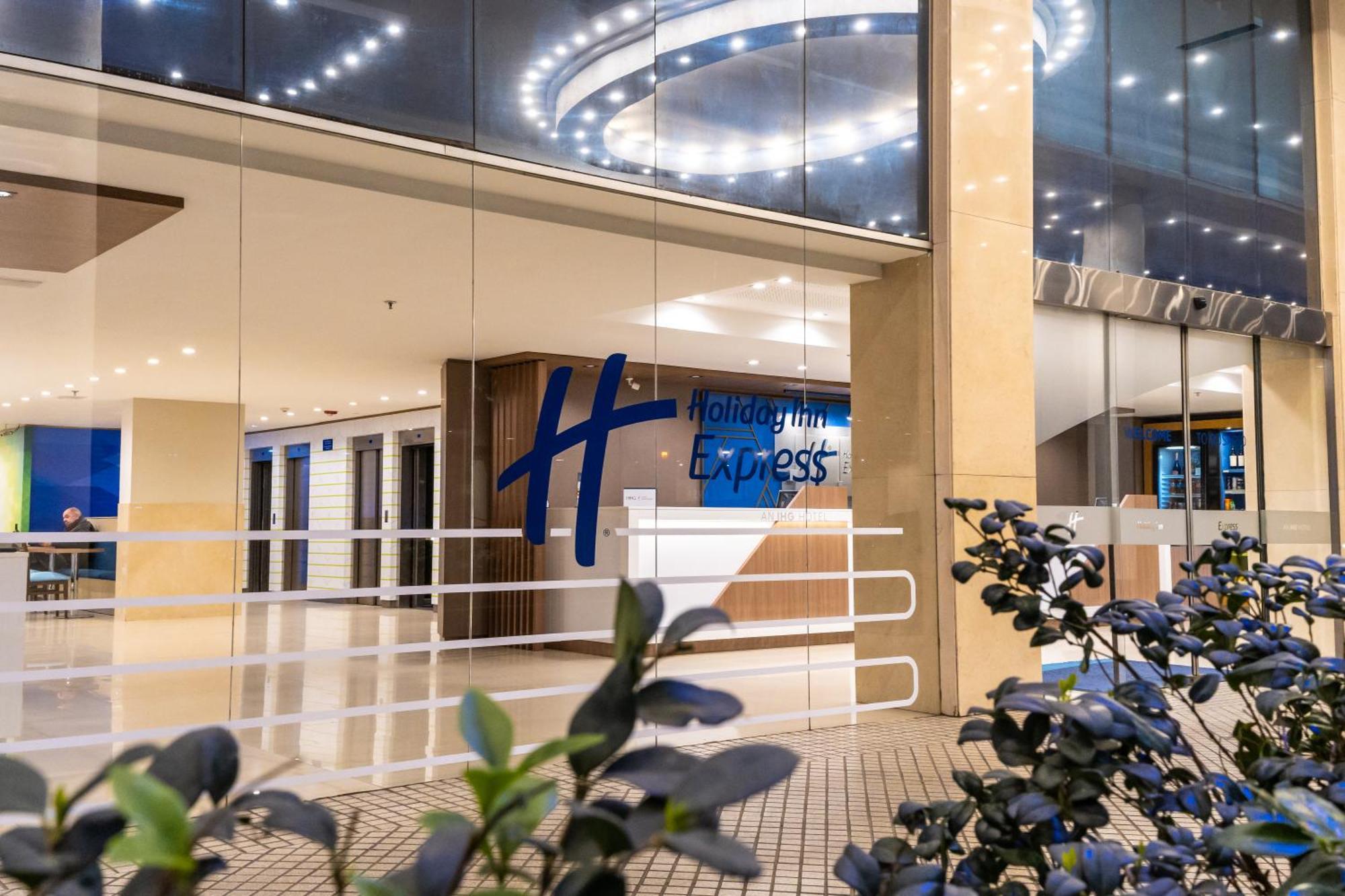 Holiday Inn Express Rosario By Ihg Екстер'єр фото