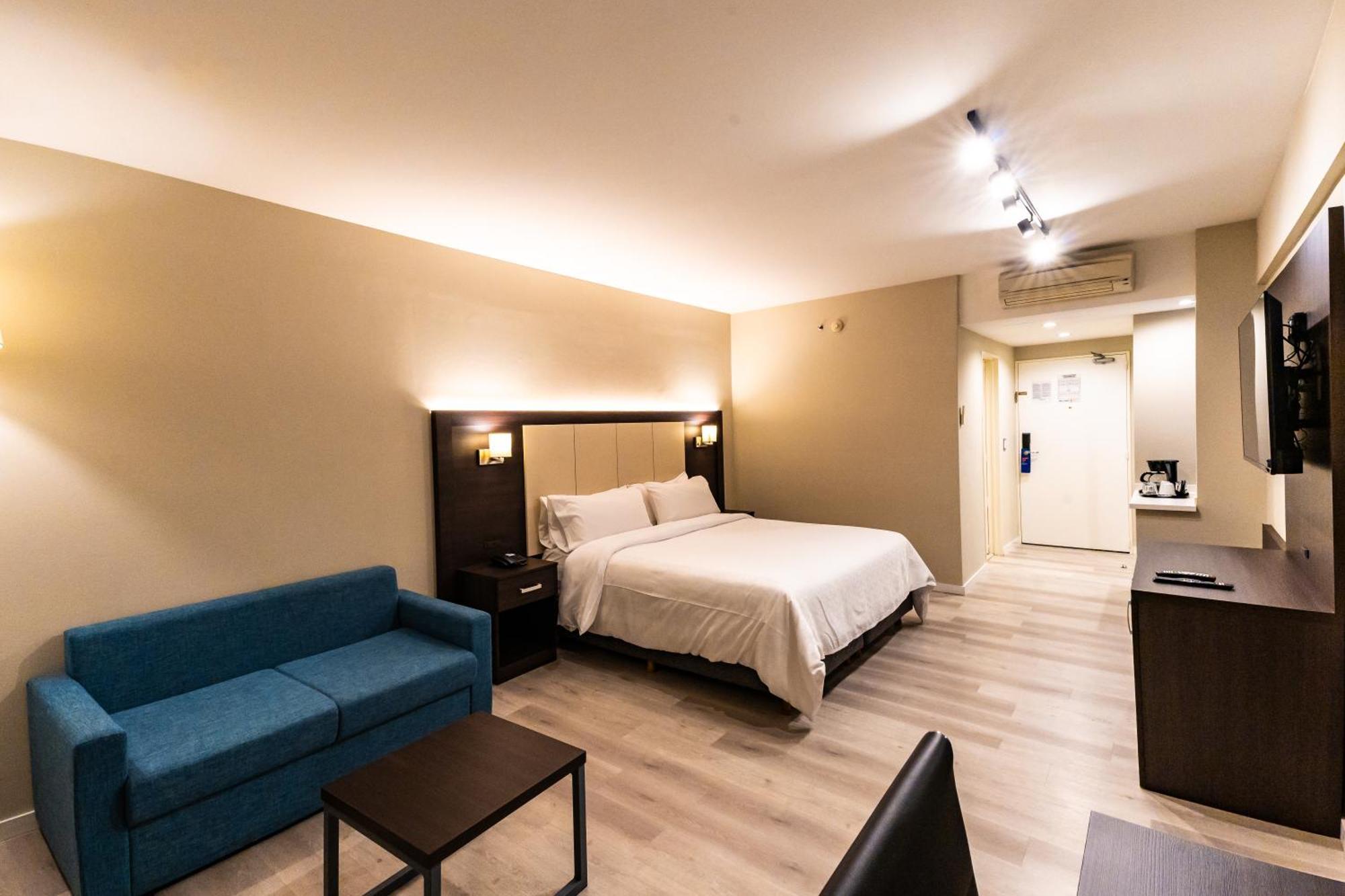 Holiday Inn Express Rosario By Ihg Екстер'єр фото