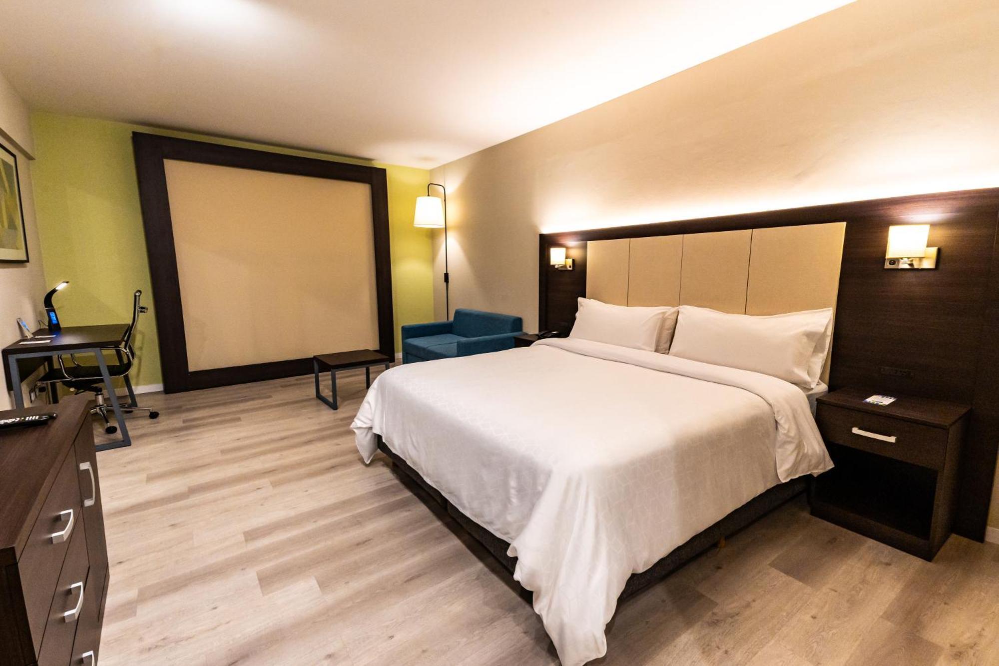 Holiday Inn Express Rosario By Ihg Екстер'єр фото