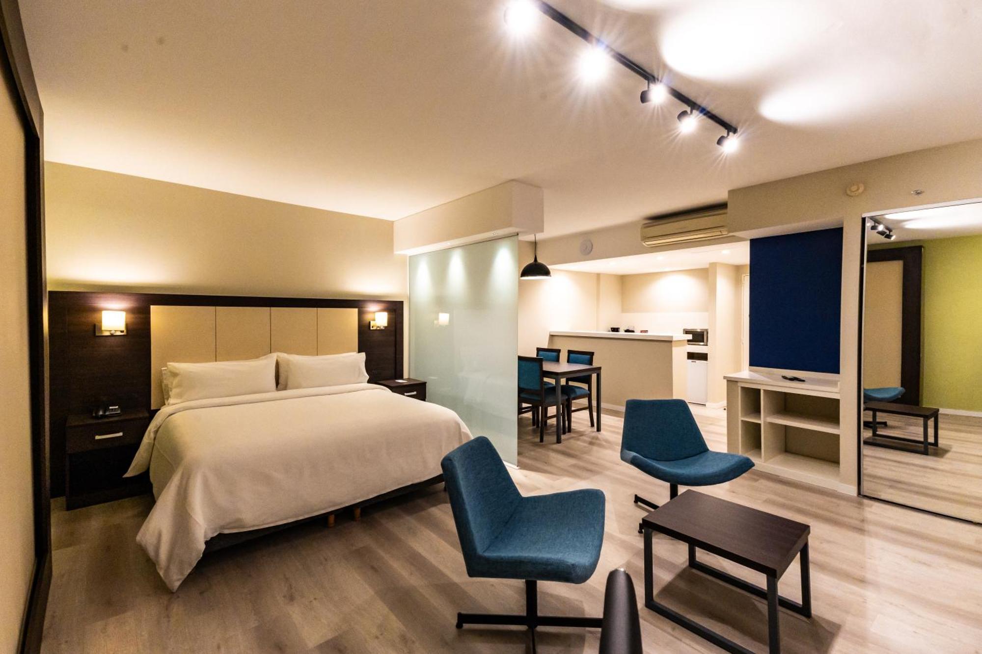Holiday Inn Express Rosario By Ihg Екстер'єр фото