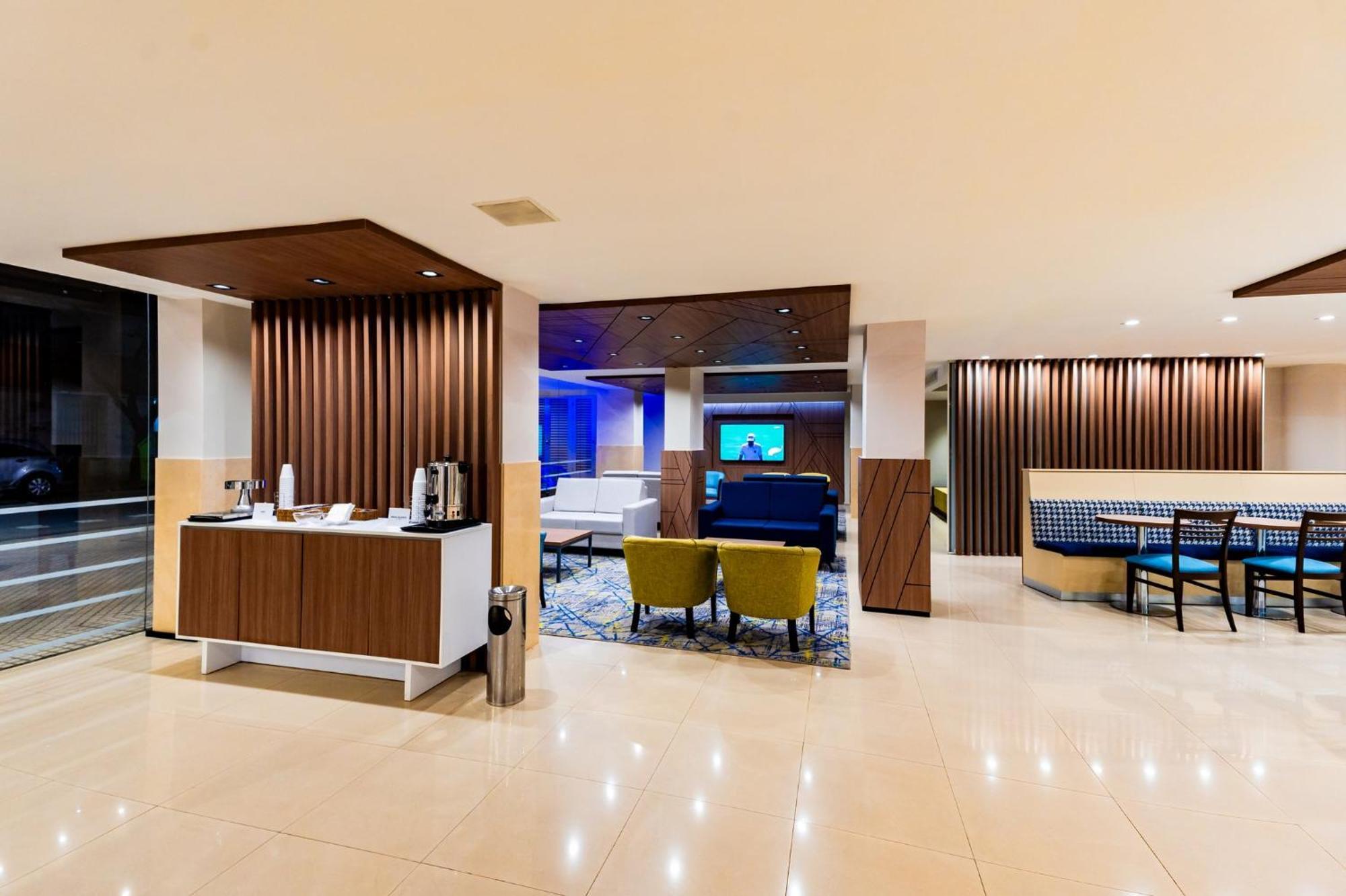 Holiday Inn Express Rosario By Ihg Екстер'єр фото