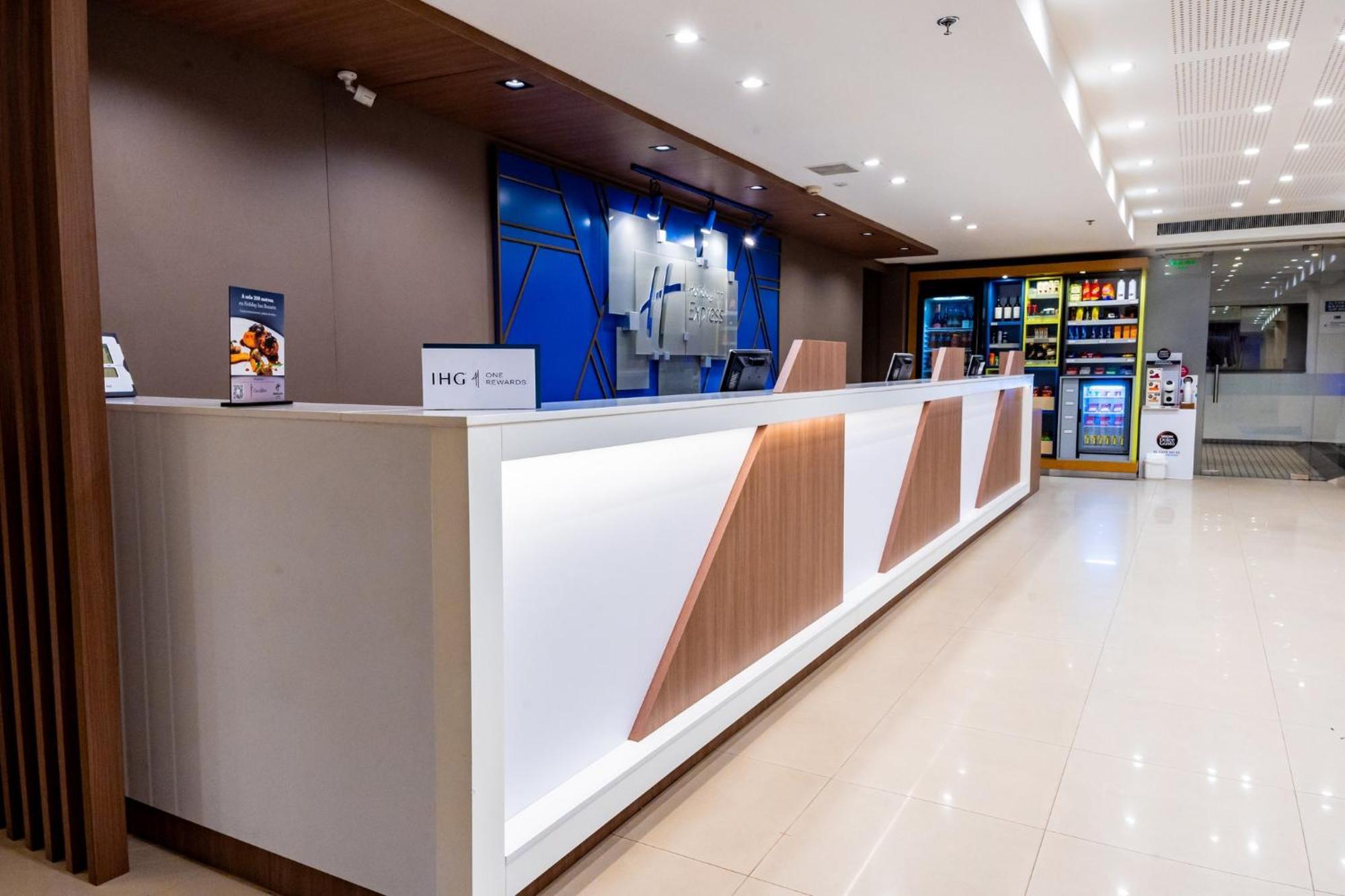 Holiday Inn Express Rosario By Ihg Екстер'єр фото